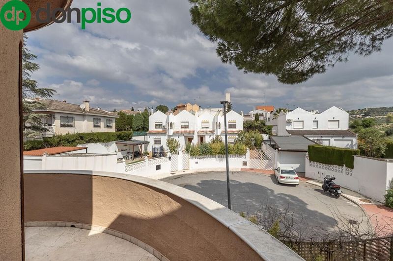 Foto 2288fea8-7288-48d9-97ea-b93cff063e82. Casa amb aparcament piscina a Peligros