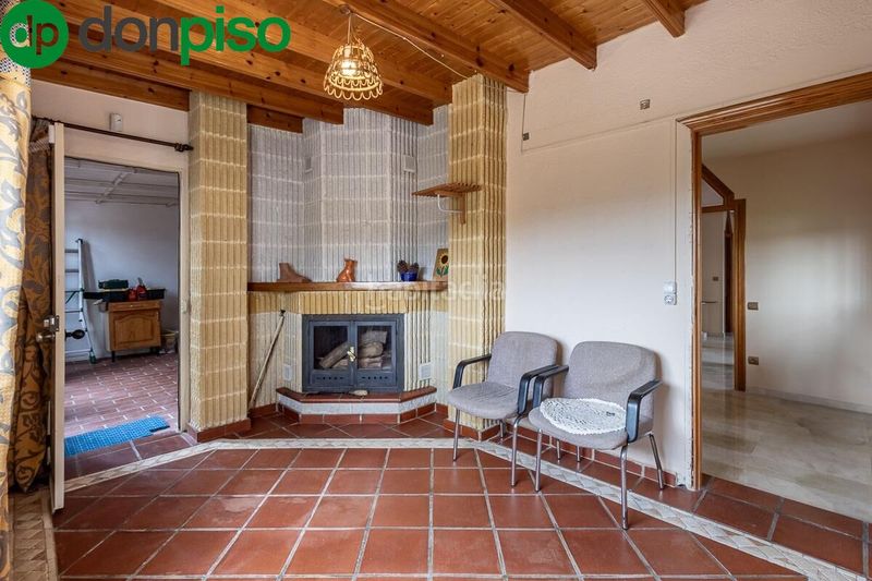 Foto 46f3f74a-3470-4c0a-aa85-4c9ed2b25dae. Casa amb aparcament piscina a Peligros