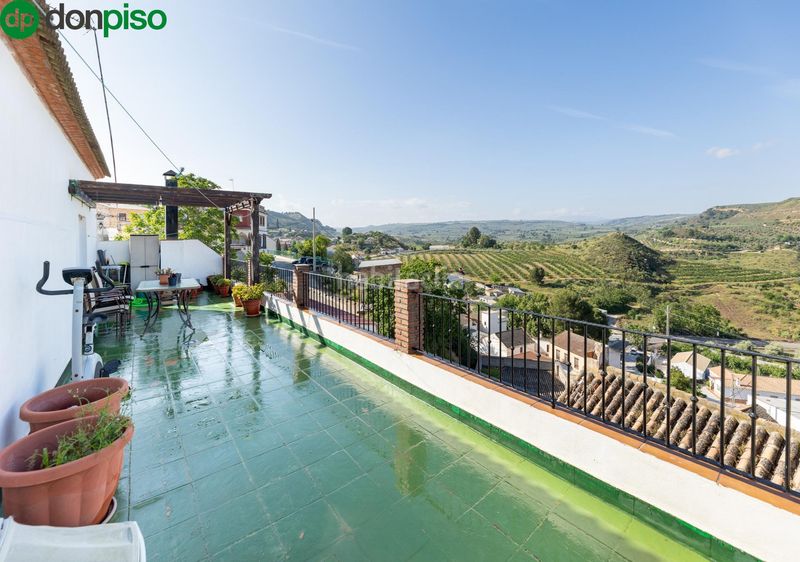 Foto 505c00b3-3290-456c-b3f3-ce7f6f069133. Casa amb aparcament a Moraleda de Zafayona