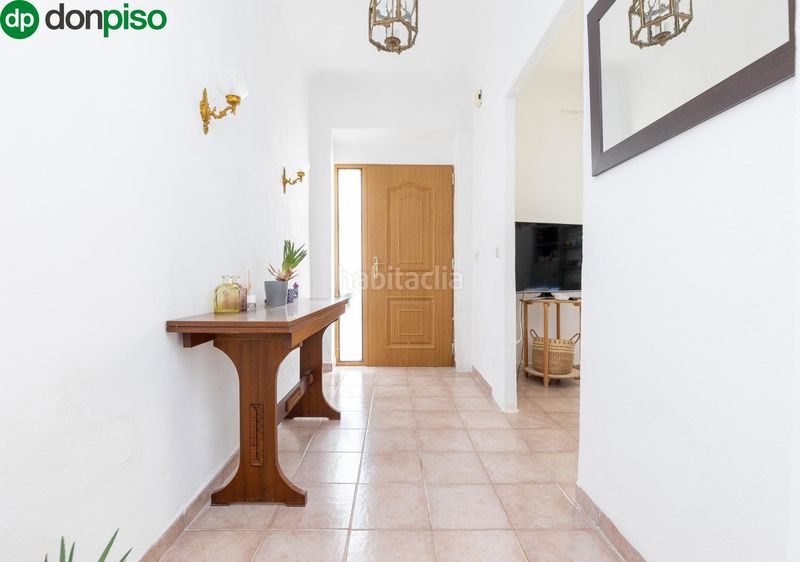 Foto f79a56ed-ed7c-4452-9bff-f1264d3b27f3. Casa amb aparcament a Moraleda de Zafayona