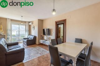 Appartamento in Calle mar de alborán 1. Tu nuevo hogar en atarfe listo para entrar a vivir y con futuro