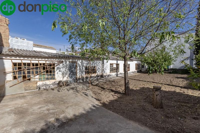 Foto 3b16fe59-53a8-481c-81f2-a92870a679c7. Casa a calle horno 5 a Cájar
