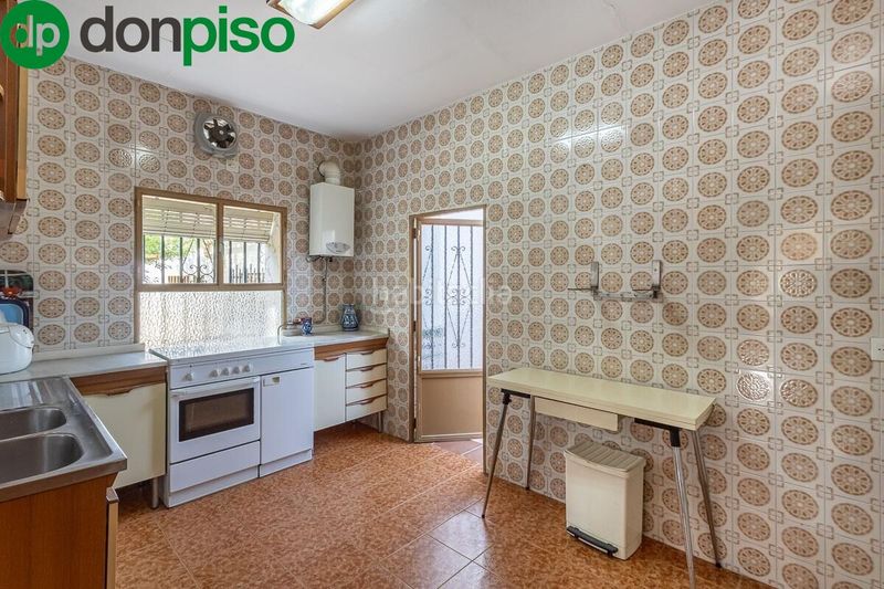 Foto 43cfc198-2a61-4620-88d6-2d4877e74651. Casa a calle horno 5 a Cájar