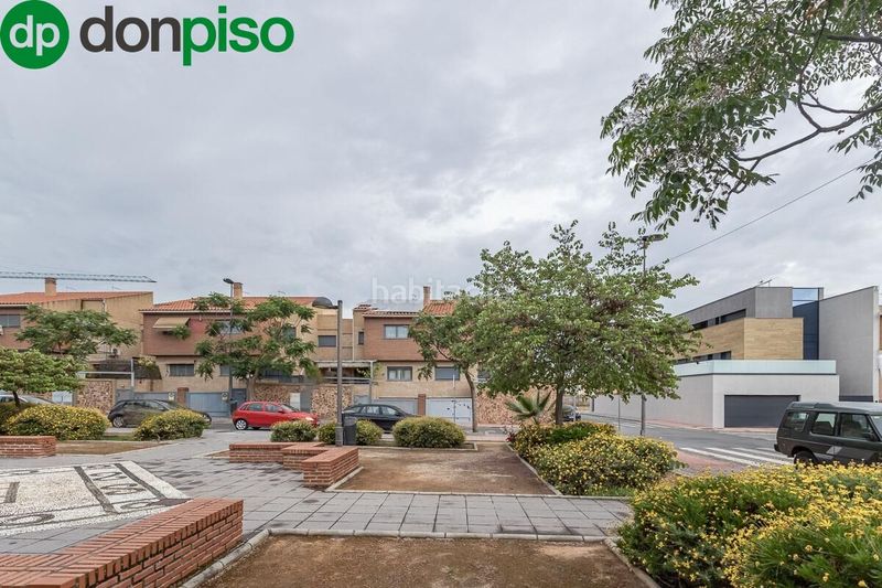 Foto 0fd7240d-0c3b-43d0-a8c5-fd8487c5996d. Casa adossada amb calefacció aparcament a Poniente Armilla