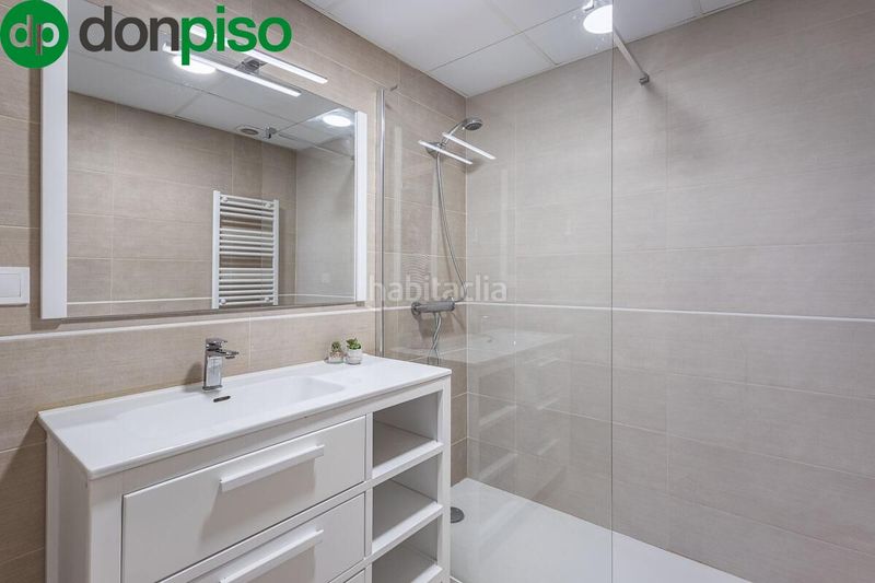 Foto 1a2746dc-d7b7-47fd-915c-af08870a1424. Casa adossada amb calefacció aparcament a Poniente Armilla