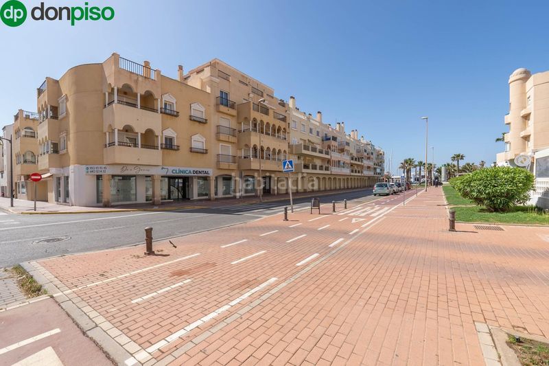 Foto 2cd44b47-1ceb-43f9-b63f-ac84070f2eb0. Pis a calle calle faro 13 a Almerimar Ejido (El)