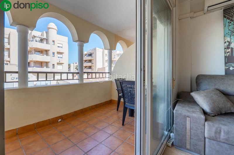 Foto 4596c085-d5e2-4d84-b903-0ac93dc22019. Pis a calle calle faro 13 a Almerimar Ejido (El)