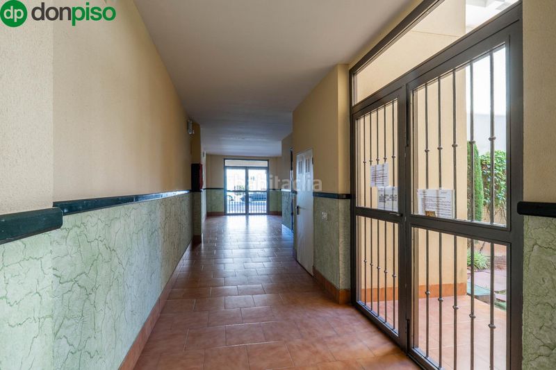 Foto 87d5dddf-a2a4-463b-a176-1e2a8065298d. Pis a calle calle faro 13 a Almerimar Ejido (El)