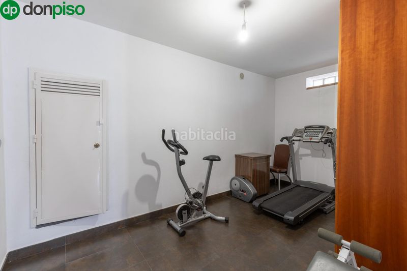 Foto 2f0be7e4-6780-4796-9c4d-dbddcb08217e. Casa amb calefacció aparcament piscina a Alfacar