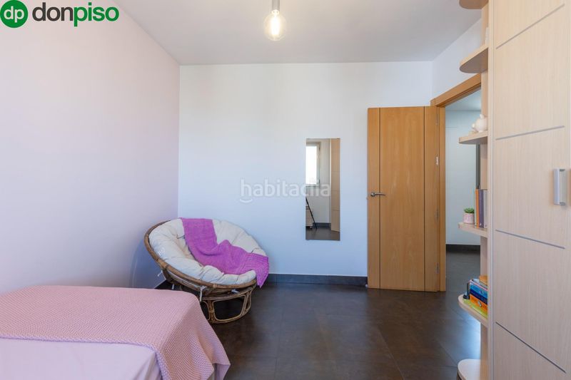 Foto 8058cee9-d1cb-4b83-807c-4392635200d5. Casa amb calefacció aparcament piscina a Alfacar