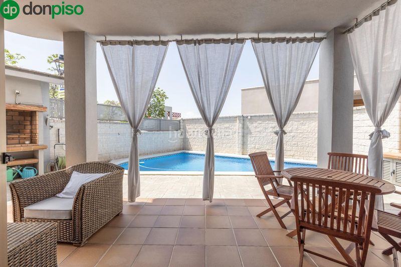 Foto c72bfc8d-5ec7-4a47-a3d7-741952c5d8fb. Casa amb calefacció aparcament piscina a Alfacar