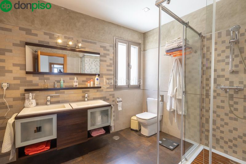 Foto cde0c1d6-29fa-4be9-8eda-bb45888e88c8. Casa amb calefacció aparcament piscina a Alfacar