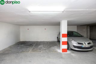 Posto auto in Calle cruz 42. Se vende plaza de garaje para coche pequeño junto plaza gracia y