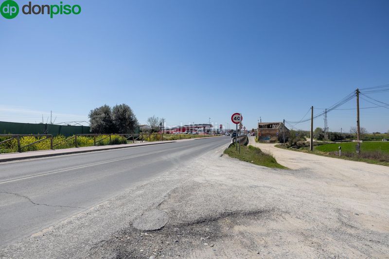 Foto 271d750c-cf02-4501-ad99-f2d40467d8db. Masia amb aparcament a Poniente Armilla