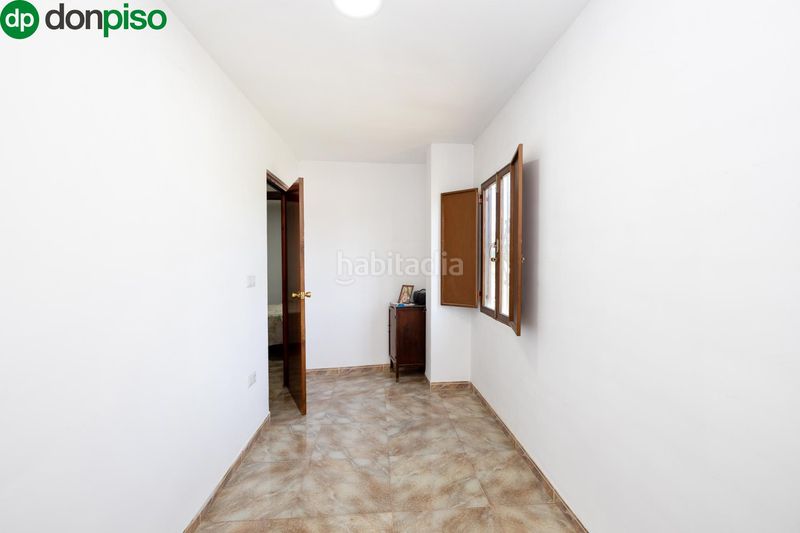 Foto 6781b6a7-e986-4238-9286-8213242c5d42. Masia amb aparcament a Poniente Armilla
