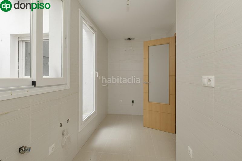 Foto 2e5079f9-04b4-48d8-bb96-5b2faace8d8b. Pis amb aparcament a Pinos Puente