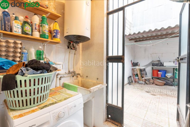 Foto 4e2af150-0991-4a65-8329-5d1760e910fa. Casa amb calefacció aparcament a Iznalloz