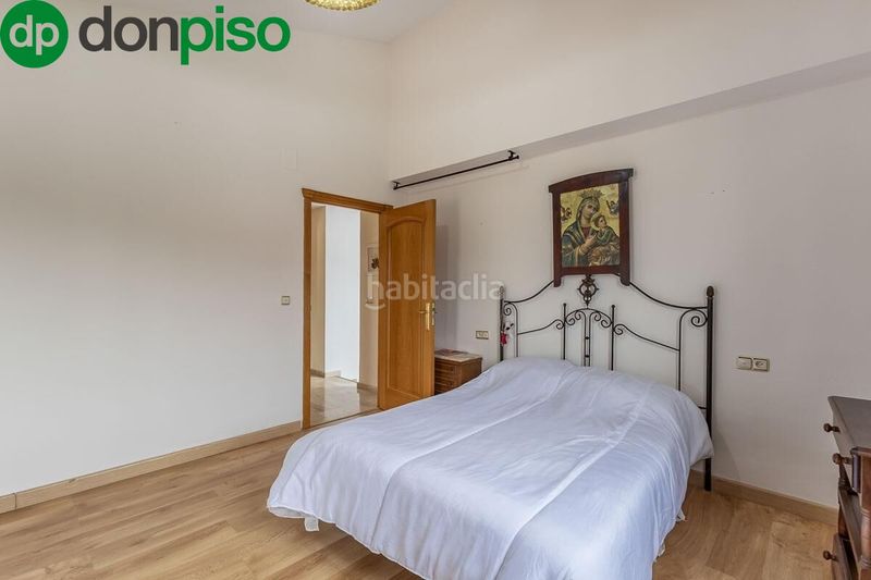 Foto a707c206-edc8-4f2e-8fde-6b1f80e7b271. Xalet amb calefacció aparcament piscina a Gójar