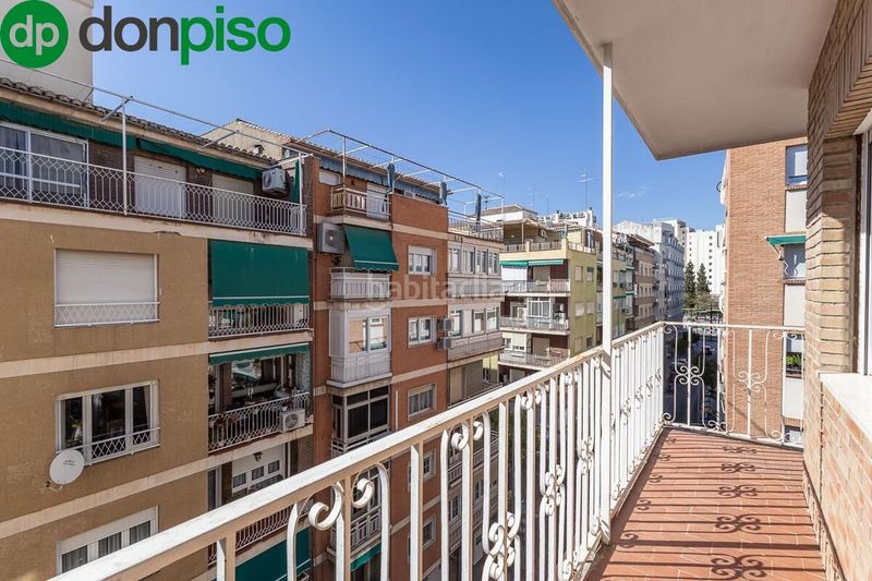Foto c5cf69a0-0b57-4f90-908c-75393c463308. Pis amb calefacció a Pajaritos Granada