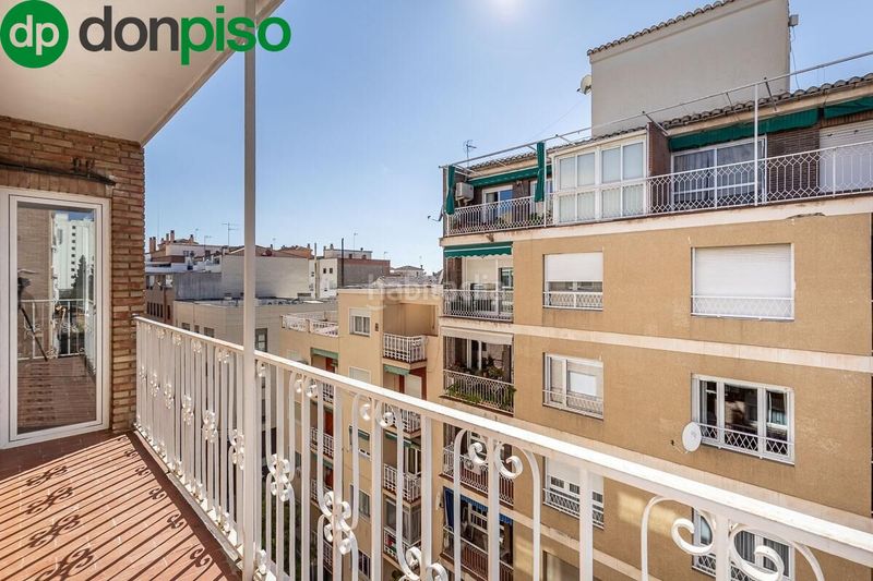 Foto fa9f57f8-a741-4ce4-96ca-ebffcfed4110. Pis amb calefacció a Pajaritos Granada