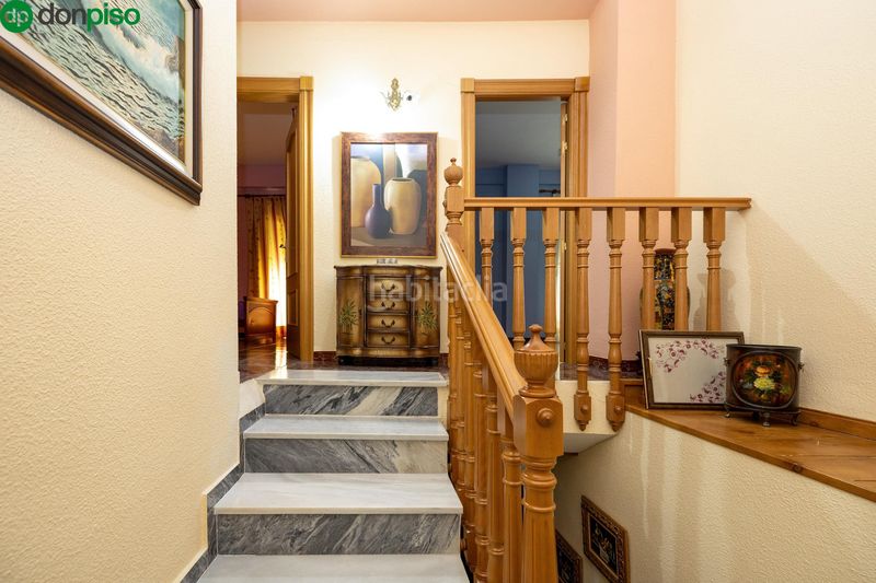 Foto ab8f0b7a-7ebe-4b93-8349-82795e18cebb. Casa adossada a Lecrín