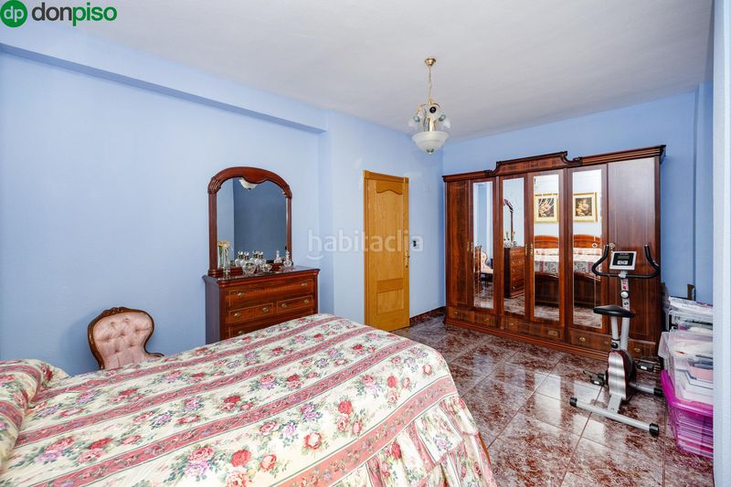 Foto d971f6ef-e786-4e86-9f0f-85195a810b71. Casa adossada a Lecrín