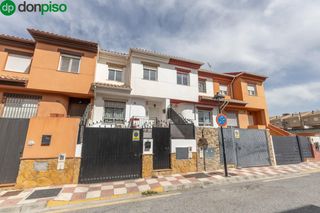 Haus in Calle de juan de la cierva 45. Estupenda casa en churriana