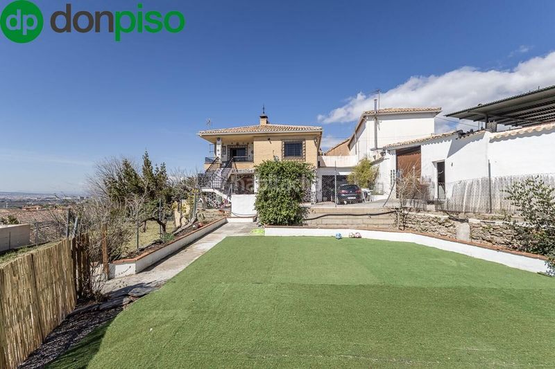 Foto a73320b3-3347-4276-9fe4-d667b159cc4d. Casa amb calefacció aparcament a Barrio de la Vega Monachil