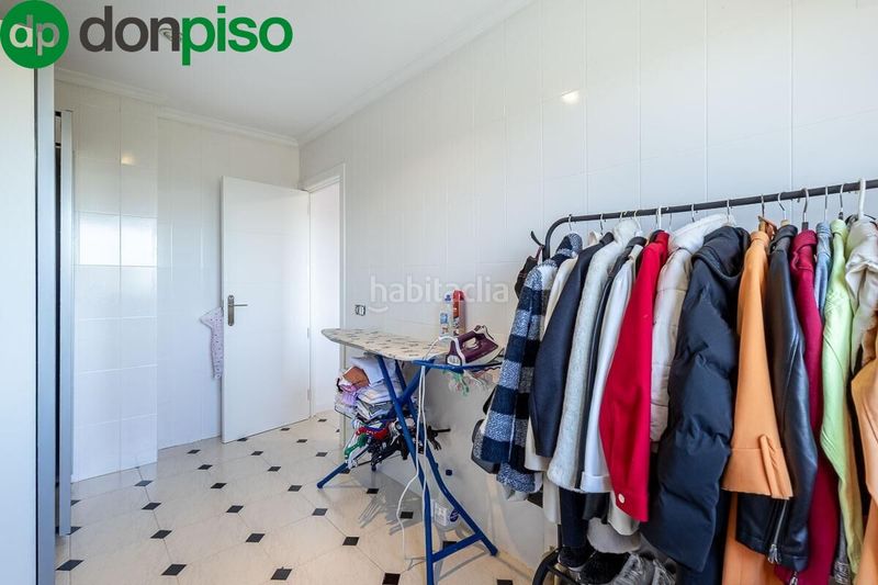 Foto d70bf7b9-730f-4795-a080-8f863baeda0e. Casa amb calefacció aparcament a Barrio de la Vega Monachil