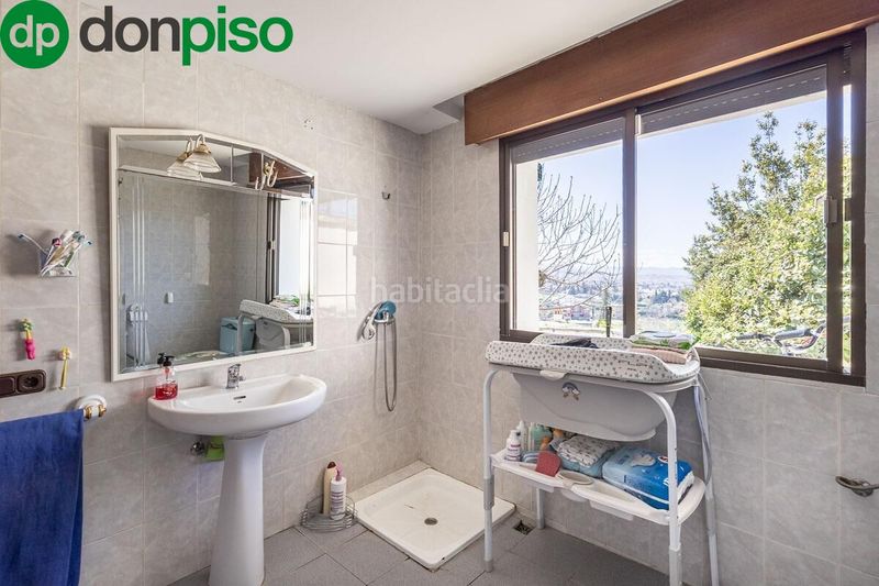 Foto e8741d83-6a73-4073-bfc9-67126be7c076. Casa amb calefacció aparcament a Barrio de la Vega Monachil