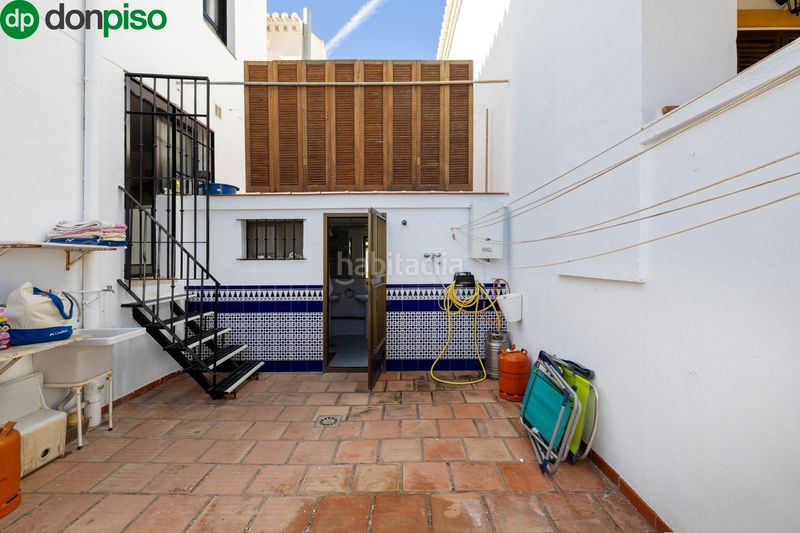 Foto 152242b6-0286-4849-a605-ebd708a257c2. Casa aparellada a Calahonda - Carchuna Motril