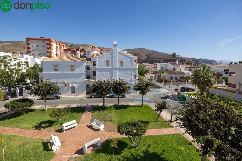 Foto 2f2e489a-1823-4fcb-9f99-f643d2819a61. Casa aparellada a Calahonda - Carchuna Motril