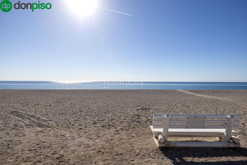 Foto b945573e-a098-44de-8ed5-664db7e188cc. Casa aparellada a Calahonda - Carchuna Motril