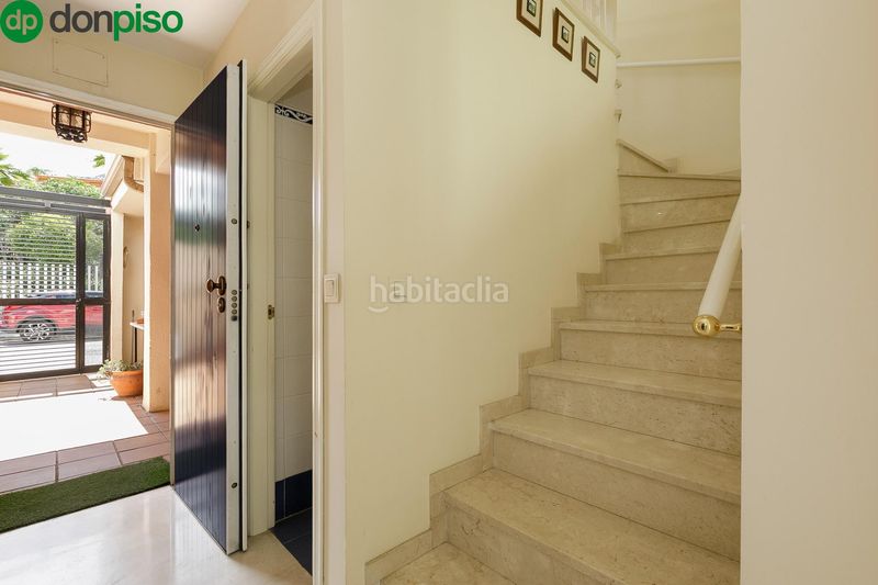 Foto 570f31e5-64b2-40ab-b516-6e9f14dcee13. Casa adossada amb calefacció aparcament a San Miguel Armilla