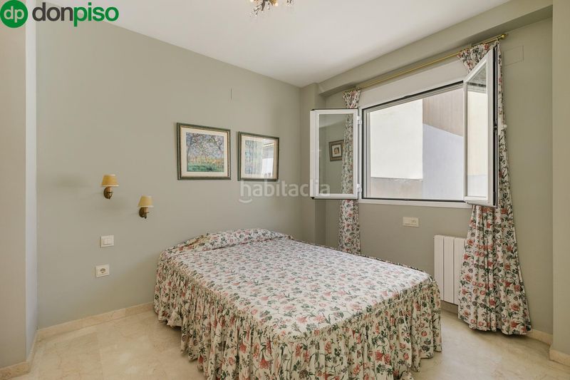 Foto e6a3287d-0b17-4586-ab0a-b9c2e0f139d4. Casa adossada amb calefacció aparcament a San Miguel Armilla