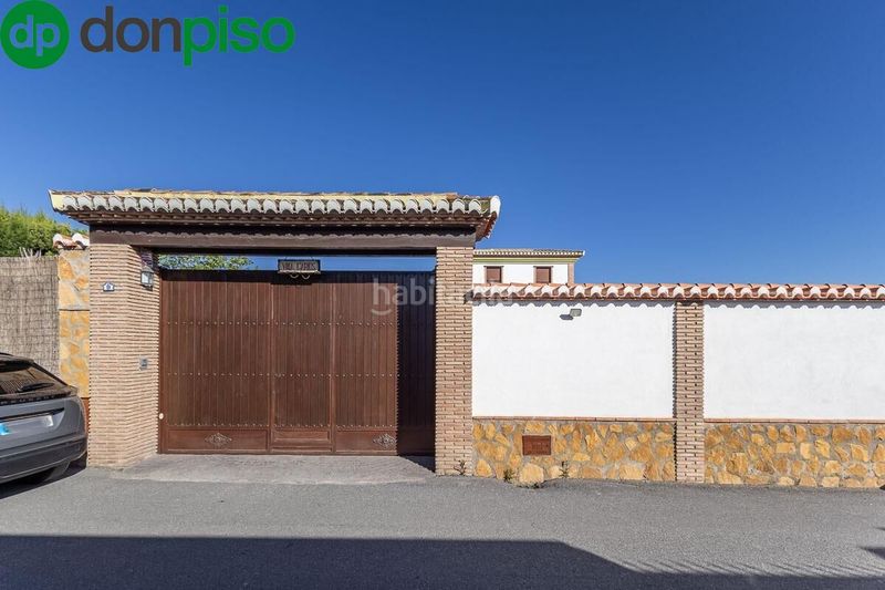 Foto bf5e27b6-5037-42d5-9bbd-4c482b27785f. Chalet  . en Albolote