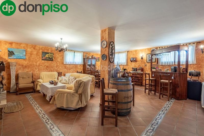 Foto f1c3bc93-d30e-44e6-bdf4-ed68506fdfbb. Chalet  . en Albolote
