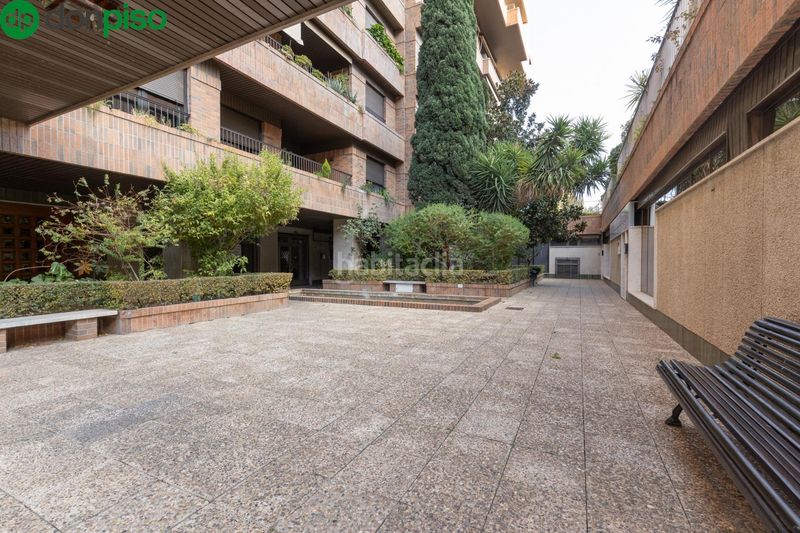 Foto bc352b89-fe47-4c22-b89b-929e8d6f7f06. Apartment in avenida divina pastora 9 in San Ildefonso Granada