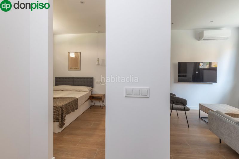 Foto c1bb8367-fba1-4d3a-8b30-637f3bb230dc. Apartment in avenida divina pastora 9 in San Ildefonso Granada