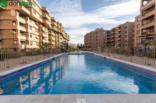 Apartment in Avenida divina pastora 9. Apartamento nuevo a estrenar en la  urbanizacion triunfo jardin
