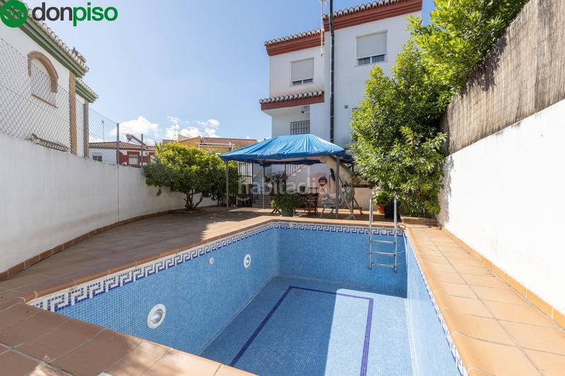 Foto 81c8cda7-9fd7-4f1b-81c8-8aac8bb09b9a. Casa aparellada amb calefacció aparcament piscina a Gabias (Las)