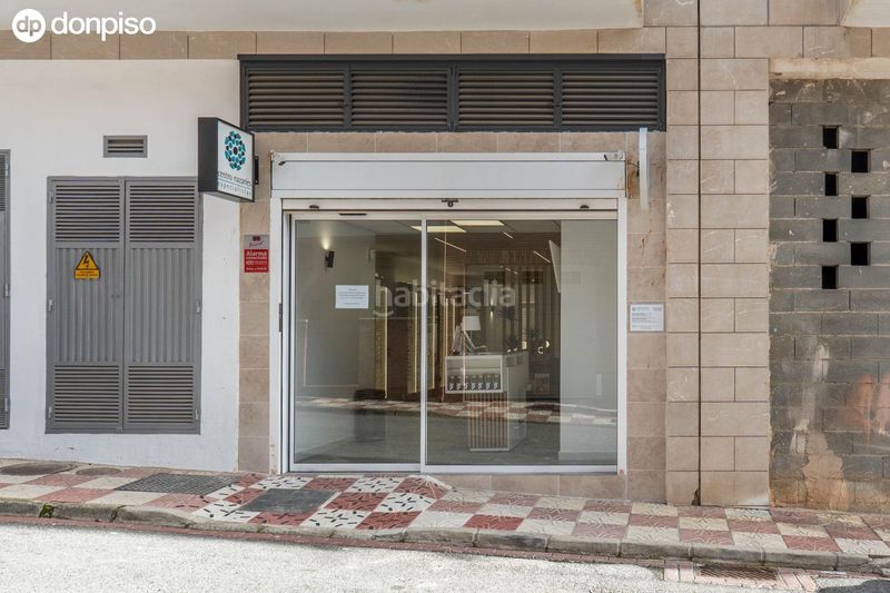 Foto 7b4e6437-f90c-4d9a-8714-ebfb3a45261e. Local comercial a calle de almería 2 a Padul