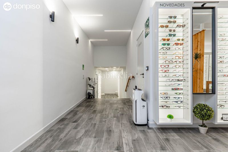 Foto cc928810-c092-4a04-b4d8-118da8930877. Local comercial a calle de almería 2 a Padul