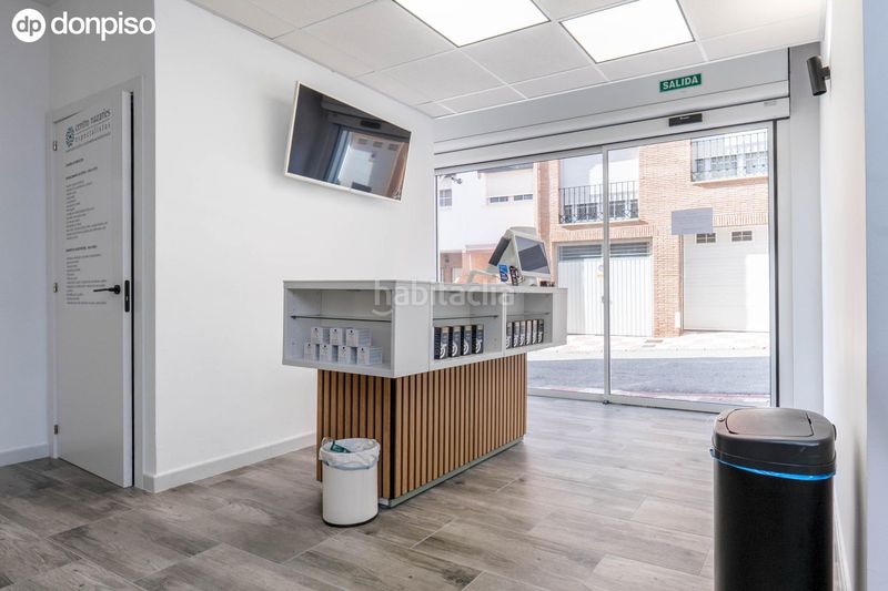 Foto d31a420c-be33-4fd5-b8bd-93198aa74905. Local comercial a calle de almería 2 a Padul