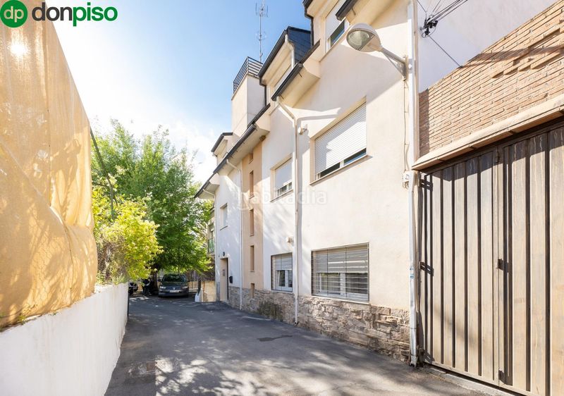 Foto 5bd71566-cb4b-4430-8792-6b13760650d3. Flat with heating in Barrio de la Vega Monachil