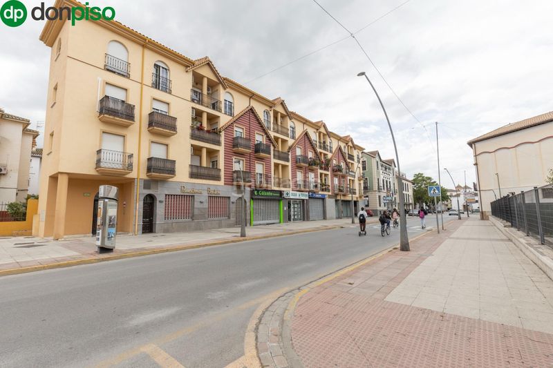 Foto 3d973196-61d7-4a6e-828e-4d77c1468a8f. Pis a avenida hispanidad 16 a Santa Fe