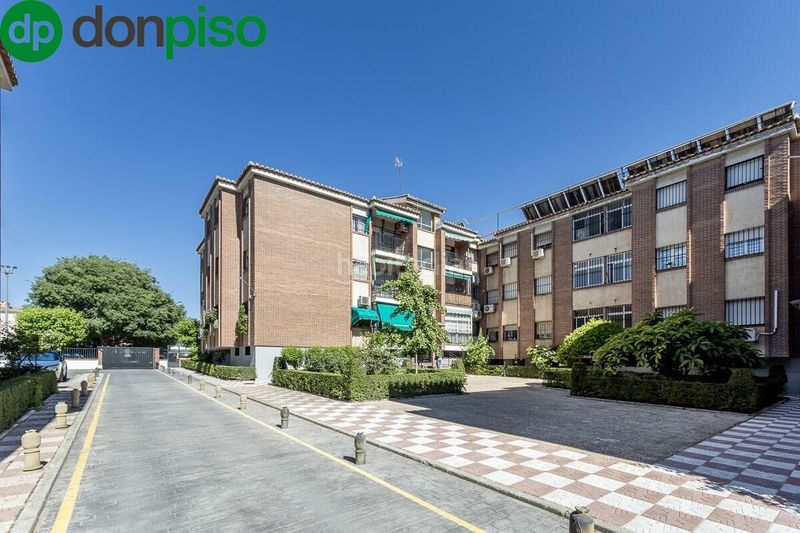 Foto 00d692a5-b3be-44b7-9ef7-92b178776da9. Pis amb calefacció aparcament a San Francisco Javier Granada