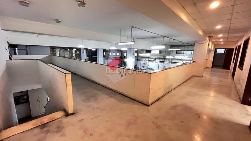 Foto 9b4b5afe-7db7-47df-80a2-4e1fb3cffe44. Capannone industriale in Lavadores Vigo