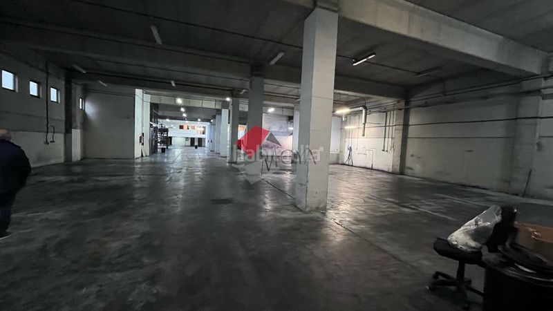 Foto 17b6e189-7441-4d7a-b85b-6e6adcb8f94d. Nau industrial a Lavadores Vigo