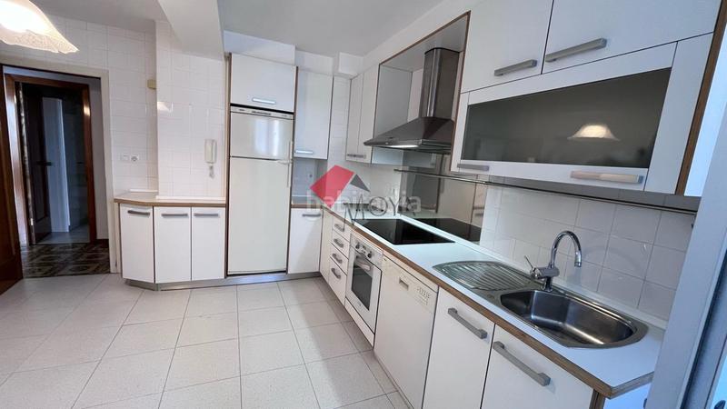 Foto 410524a1-661e-4762-8970-2df2444a2a50. Appartamento con riscaldamento parcheggio in Fátima Vigo